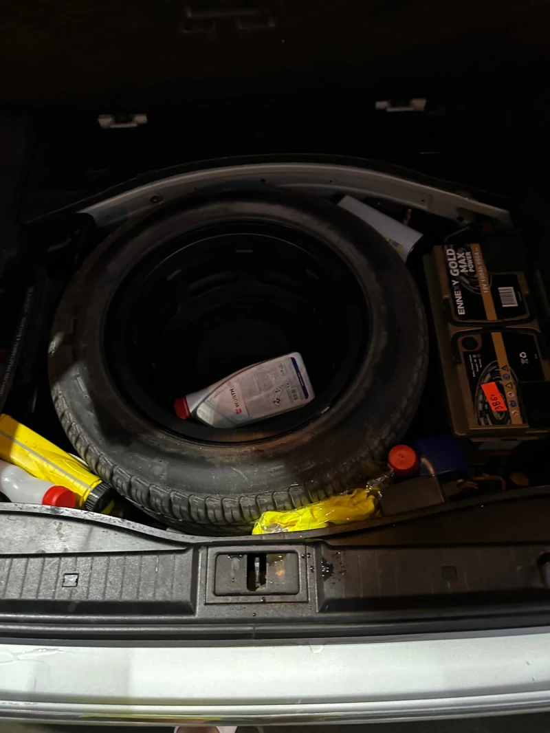 Mercedes-Benz E 320 Elegance, снимка 15 - Автомобили и джипове - 50031697