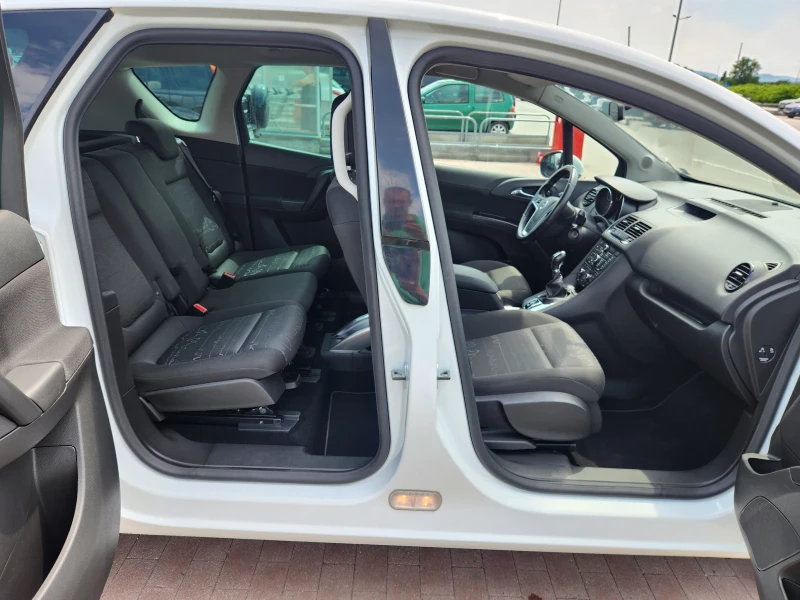 Opel Meriva 1.3cdti 75hp, снимка 9 - Автомобили и джипове - 52899223