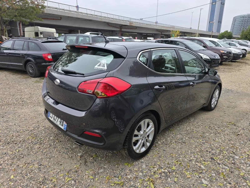Kia Ceed 1, 6 GDI, снимка 4 - Автомобили и джипове - 52490024