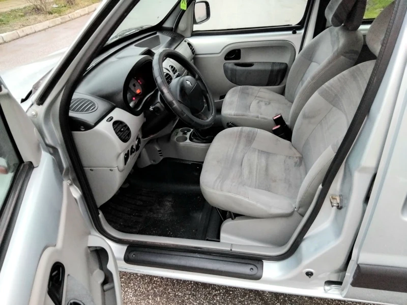 Renault Kangoo 1.5DCI + КЛИМА. , снимка 14 - Автомобили и джипове - 53029211