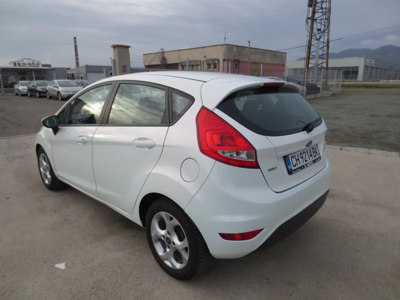 Ford Fiesta 1.4HDI, снимка 7 - Автомобили и джипове - 53185050