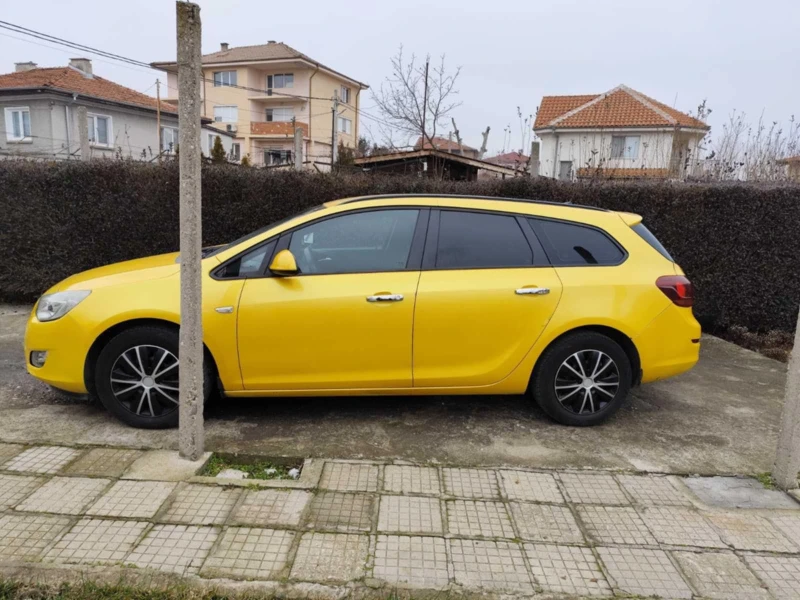 Opel Astra, снимка 5 - Автомобили и джипове - 53203895