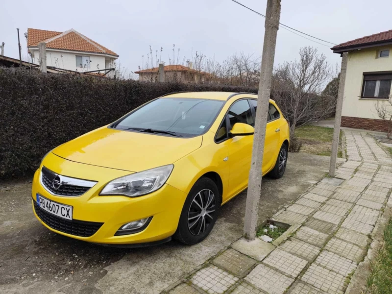 Opel Astra, снимка 2 - Автомобили и джипове - 53203895