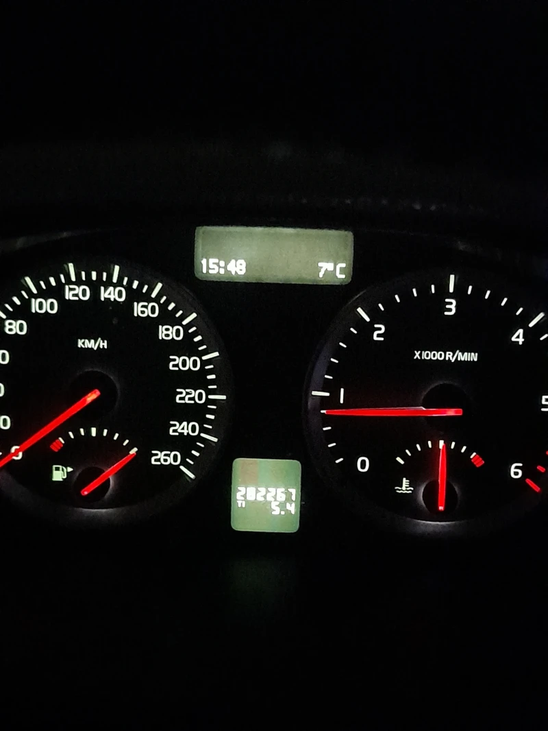 Volvo V50, снимка 11 - Автомобили и джипове - 53403044