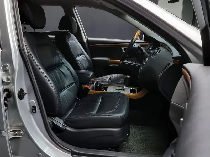 Hyundai Grandeur, снимка 10 - Автомобили и джипове - 55299980