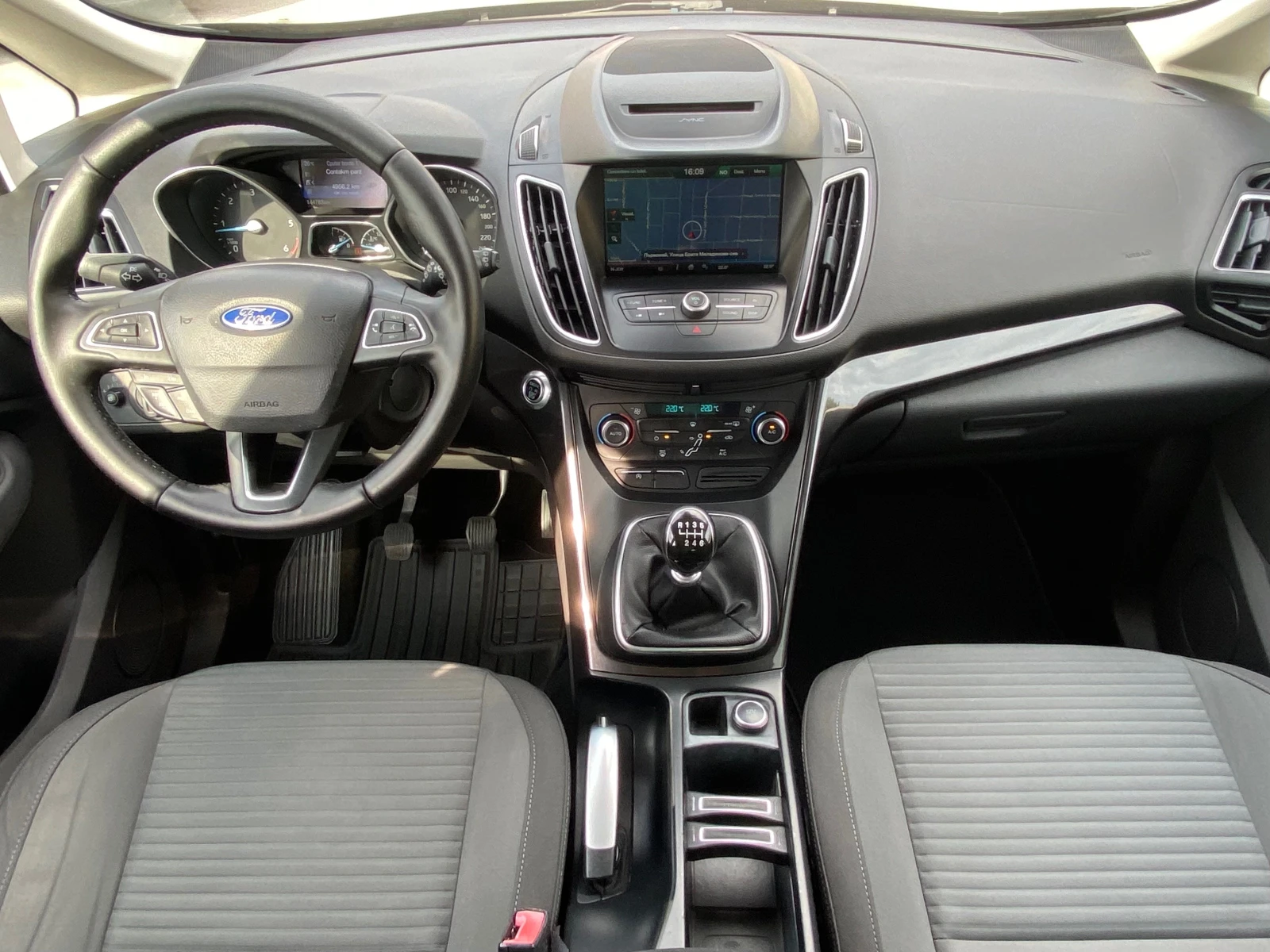 Ford Grand C-Max 1.5d 7места Navi Keyless GO EURO-6B 100% РЕАЛНИ КМ - изображение 10