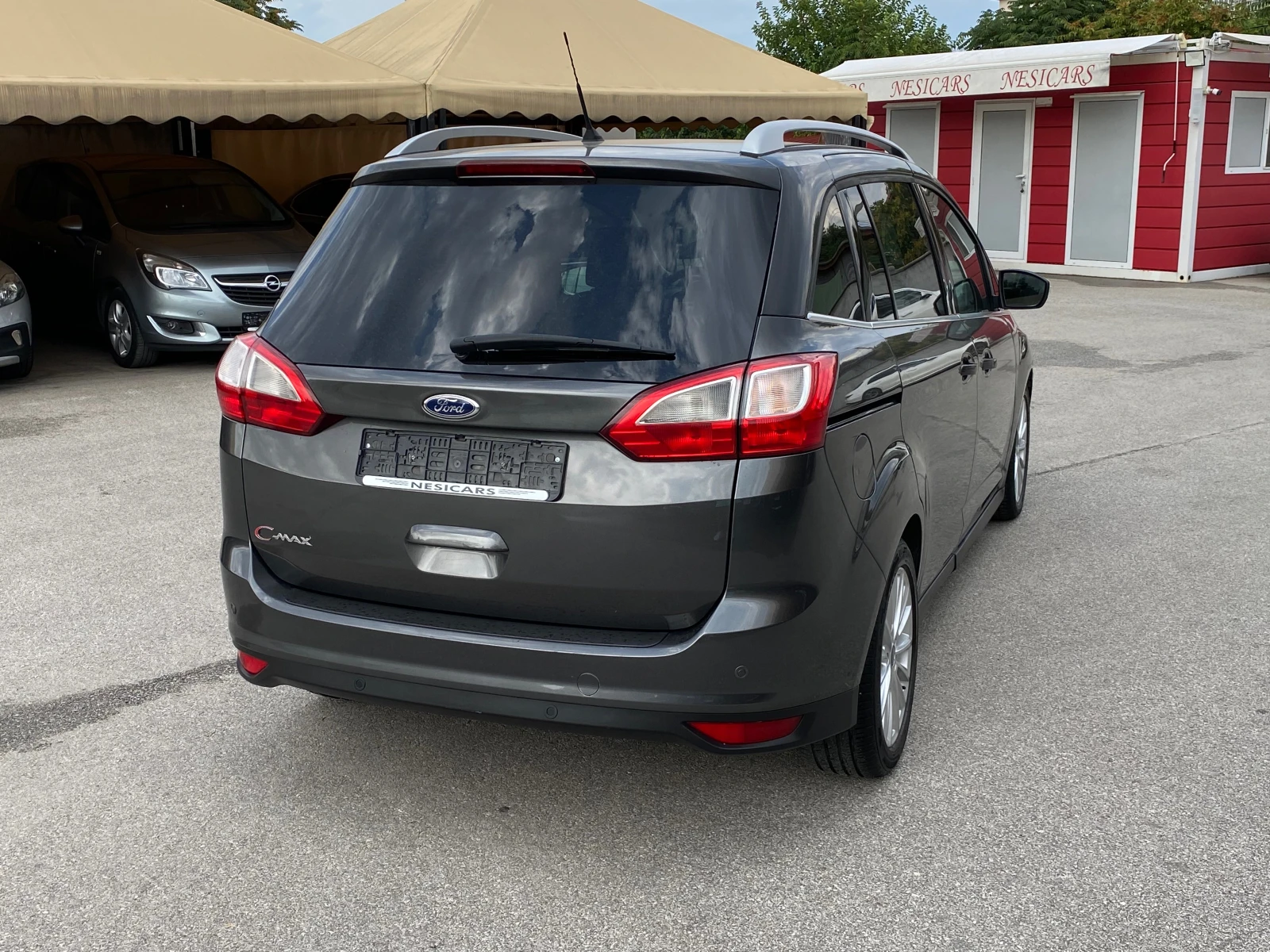 Ford Grand C-Max 1.5d 7места Navi Keyless GO EURO-6B 100% РЕАЛНИ КМ - изображение 5