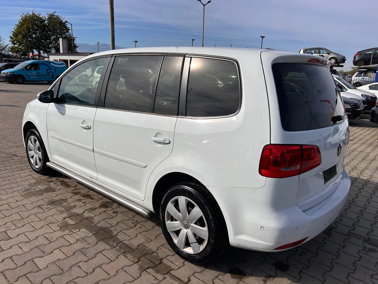 VW Touran 2.0TDI AVTOMAT EURO 5 ЛИЗИНГ - изображение 8