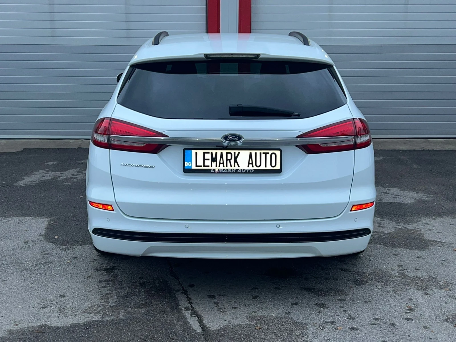 Ford Mondeo 2.0D S-TLINE AUTOMATIK KEY LESS NAVI KAMERA EVRO 6 - изображение 10