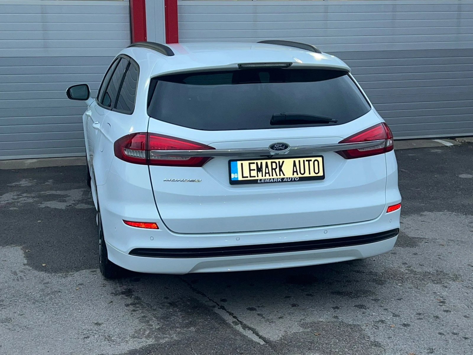 Ford Mondeo 2.0D S-TLINE AUTOMATIK KEY LESS NAVI KAMERA EVRO 6 - изображение 9