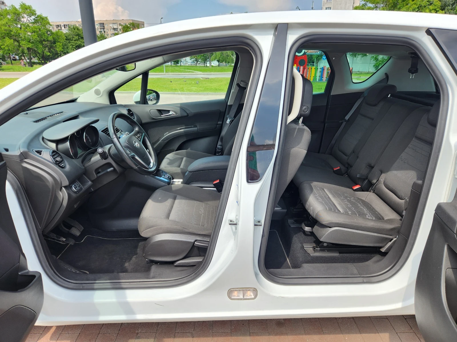 Opel Meriva 1.3cdti 75hp - изображение 10