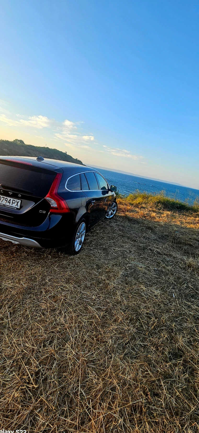 Volvo V60 2.0 - изображение 3