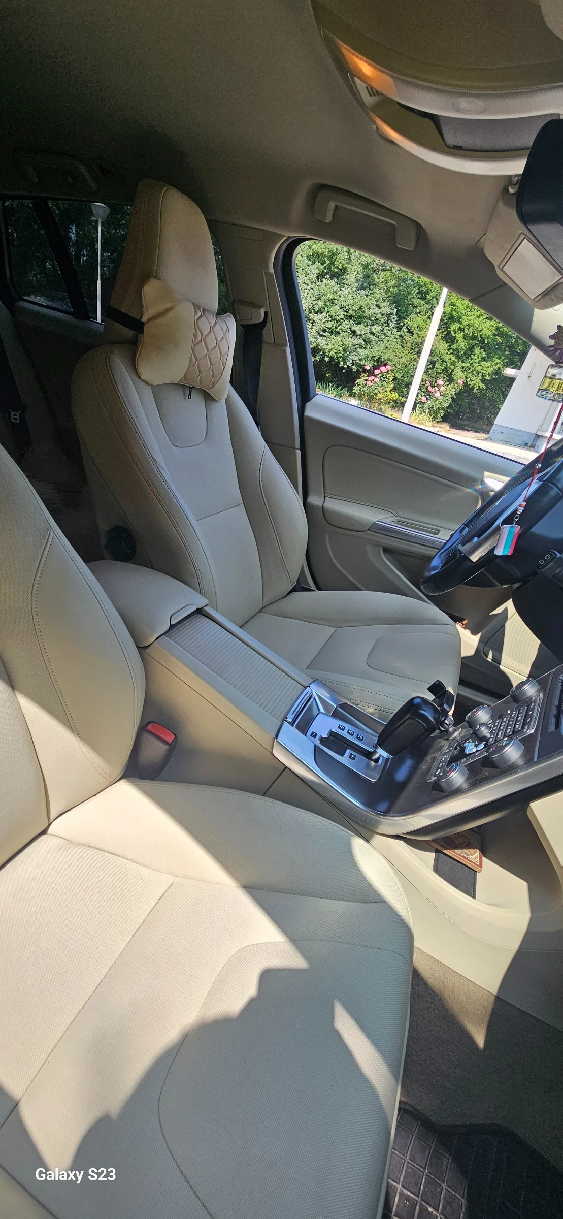 Volvo V60 2.0 - изображение 8