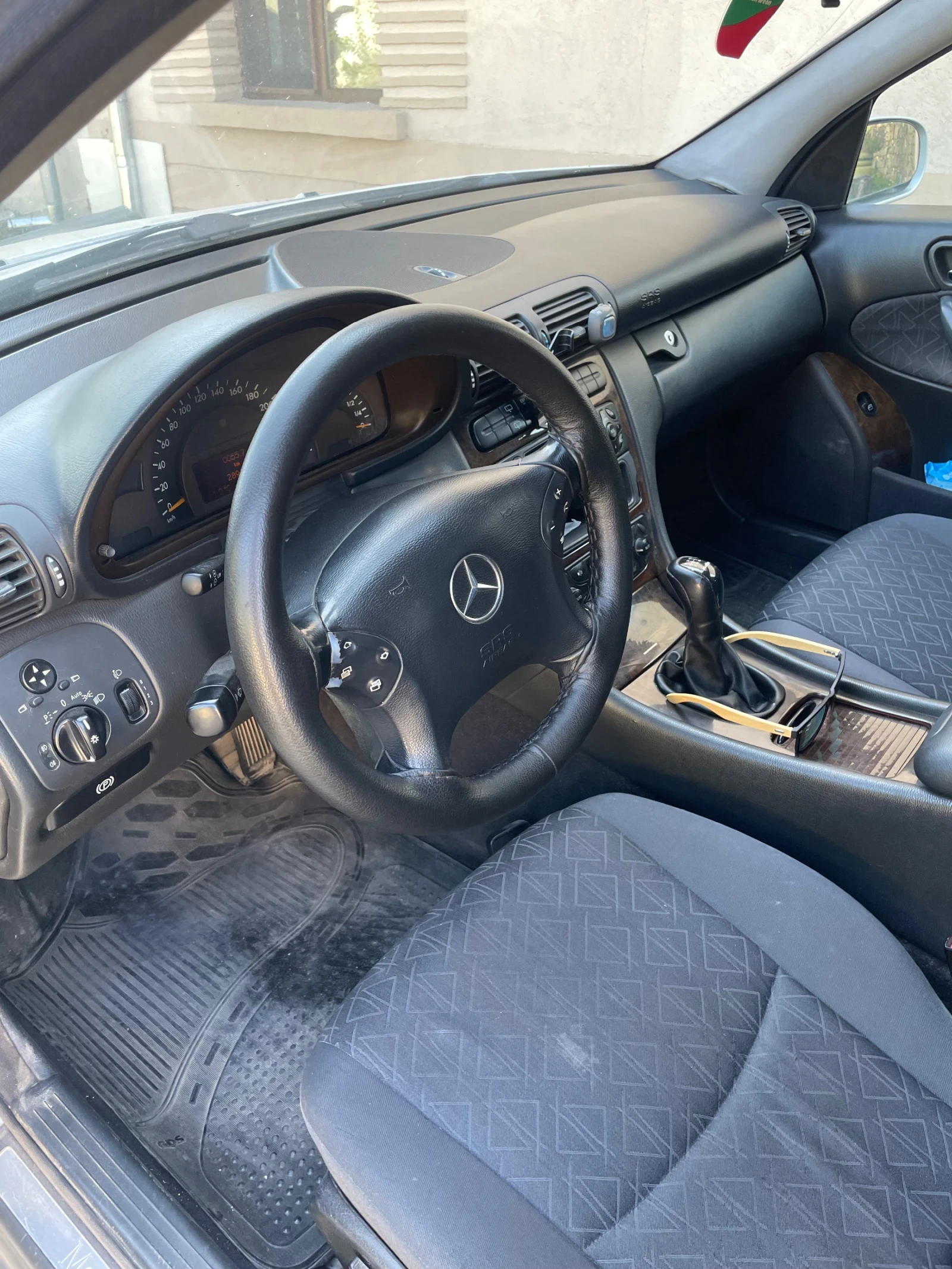 Mercedes-Benz C 220 2.2 CDI - изображение 5