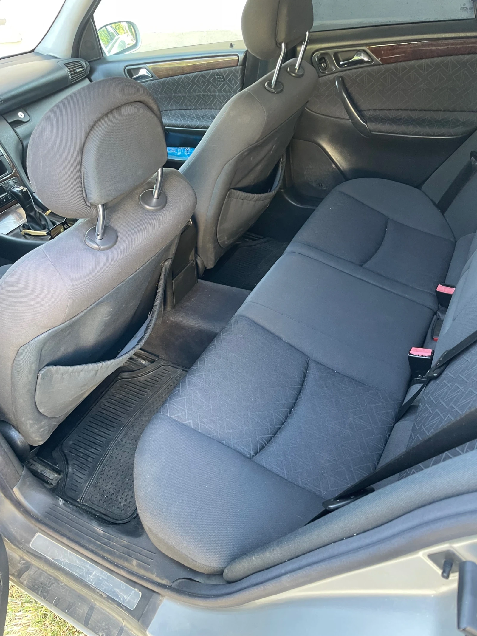 Mercedes-Benz C 220 2.2 CDI - изображение 6