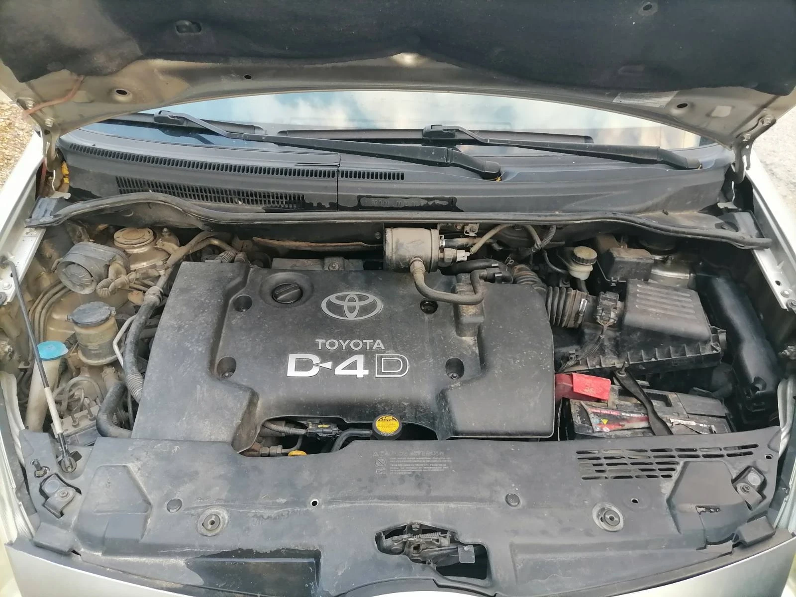 Toyota Corolla verso  - изображение 6