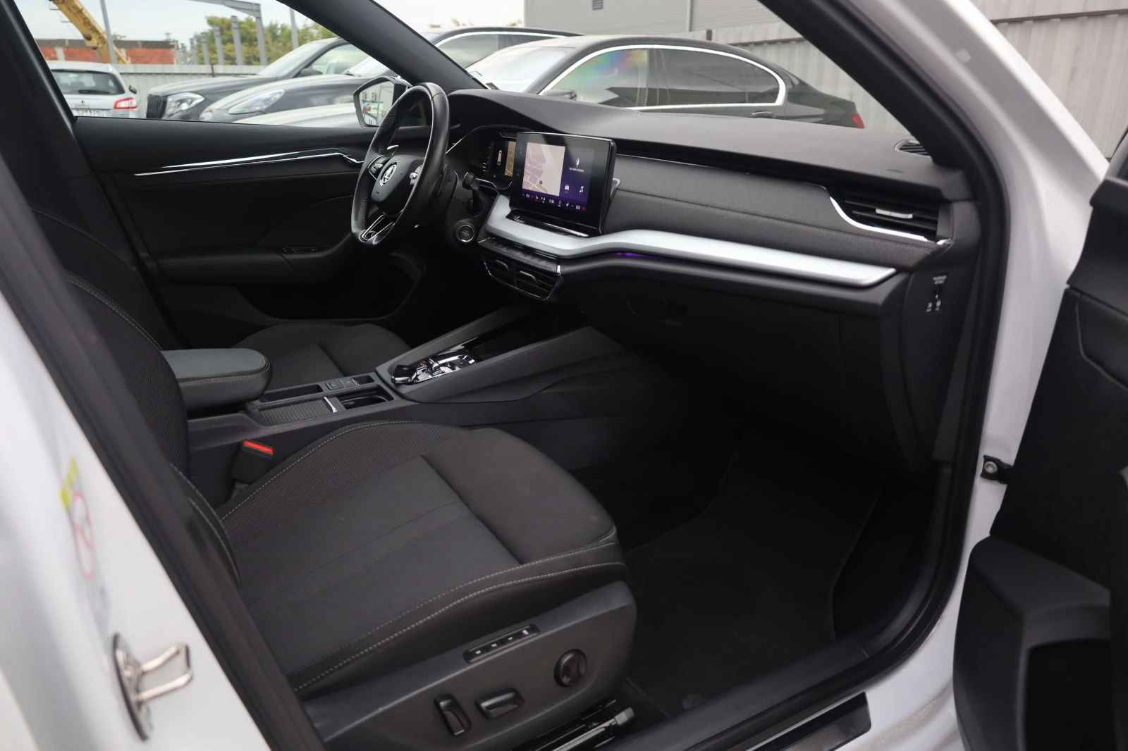 Skoda Octavia 2.0TDI DSG Matrix KeyGO ACC KAM Ambient Lane #iCar - изображение 7