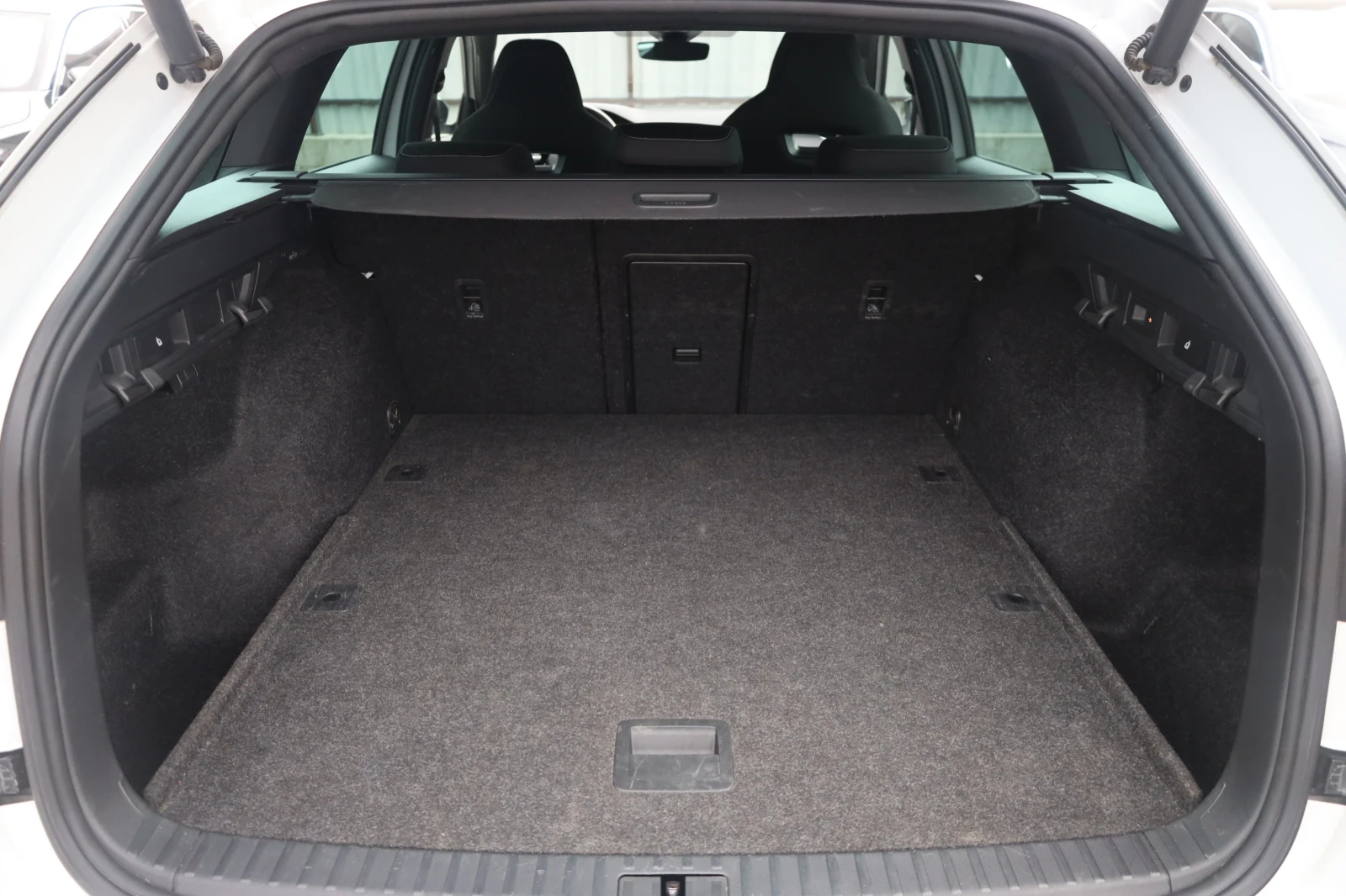 Skoda Octavia 2.0TDI DSG Matrix KeyGO ACC KAM Ambient Lane #iCar - изображение 9