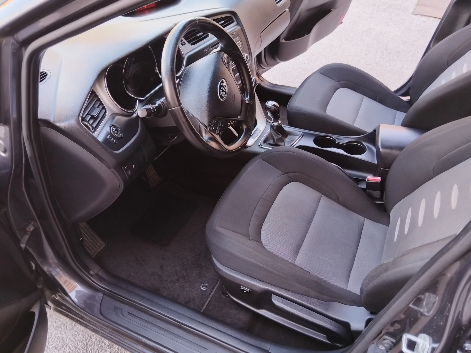 Kia Ceed 1, 6 GDI | Mobile.bg — изображение 8