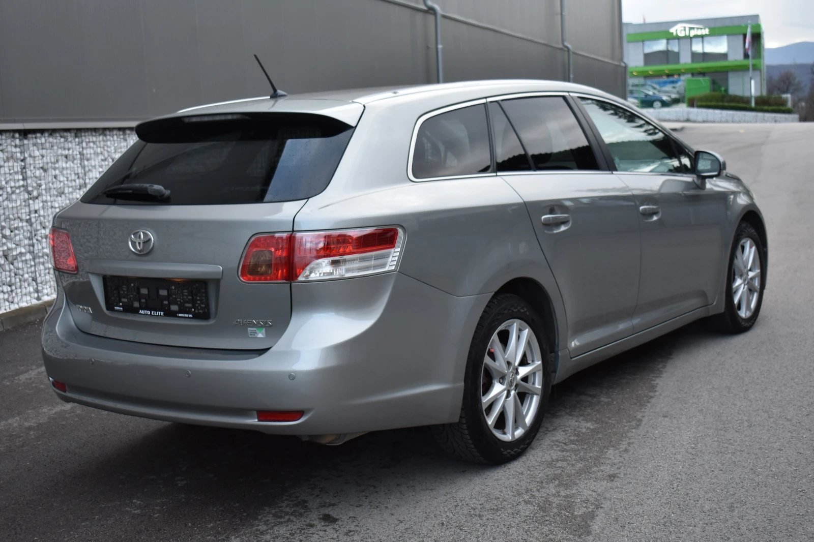 Toyota Avensis 1.8i/147kc= ITALY= НАВИГАЦИЯ= 178хкм= КАТО НОВА!!! - изображение 6