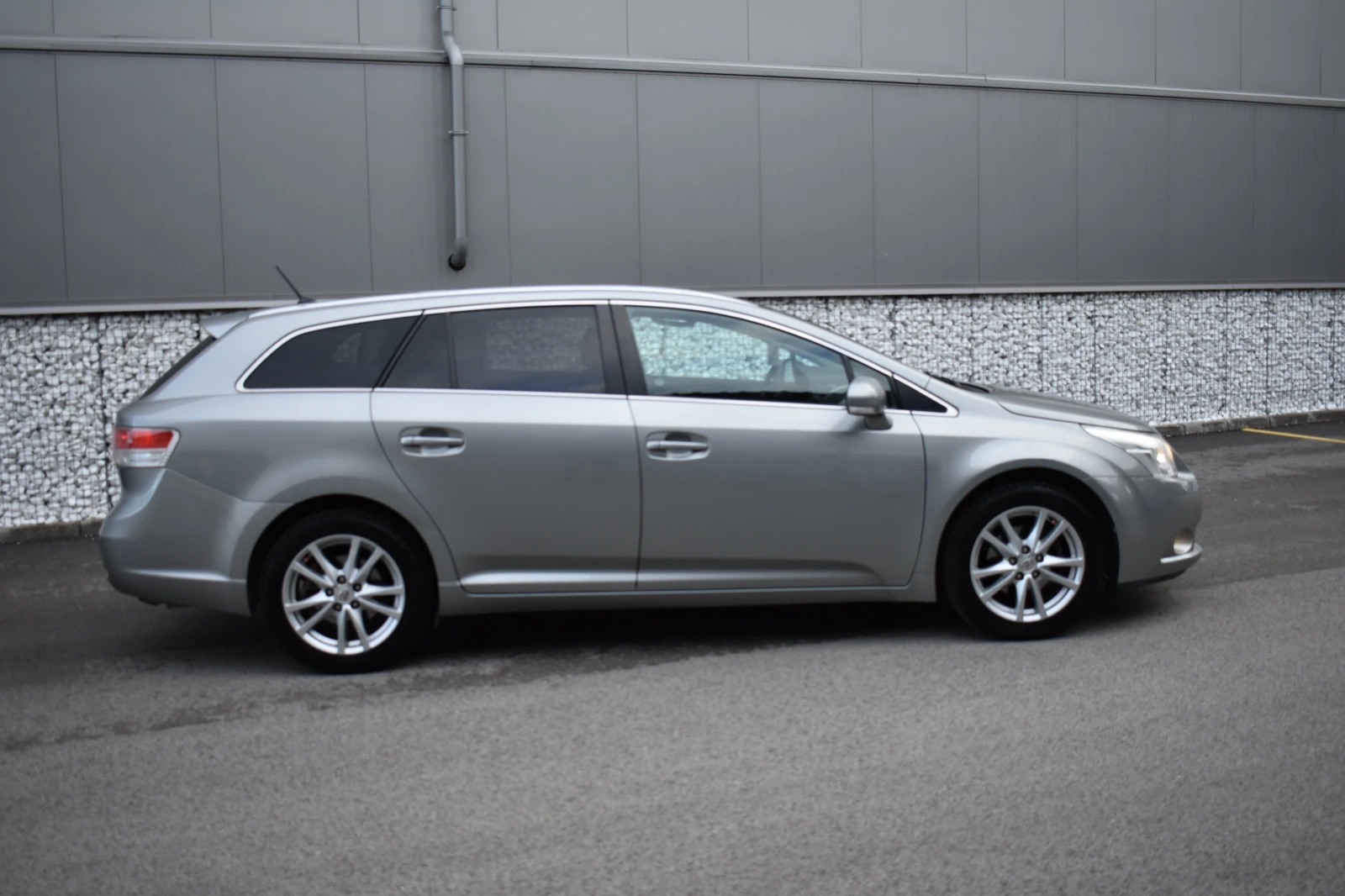 Toyota Avensis 1.8i/147kc= ITALY= НАВИГАЦИЯ= 178хкм= КАТО НОВА!!! - изображение 7