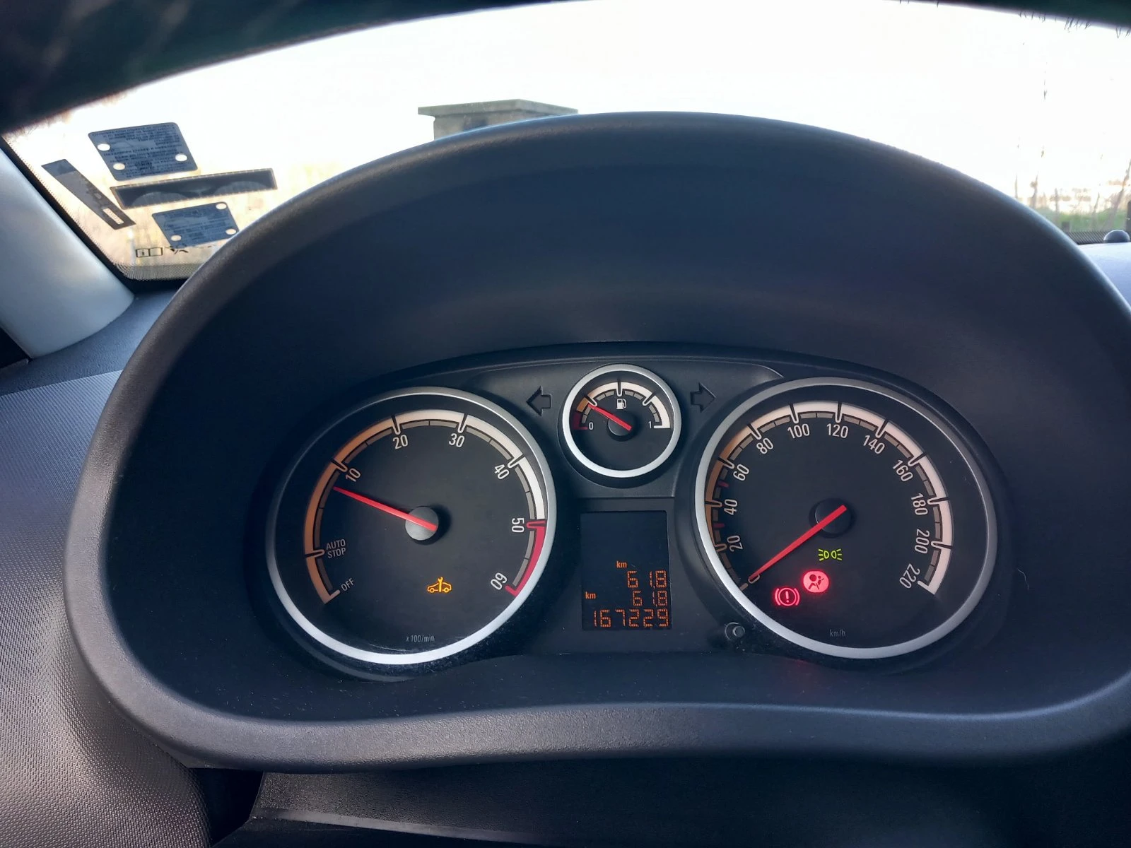 Opel Corsa  - изображение 2