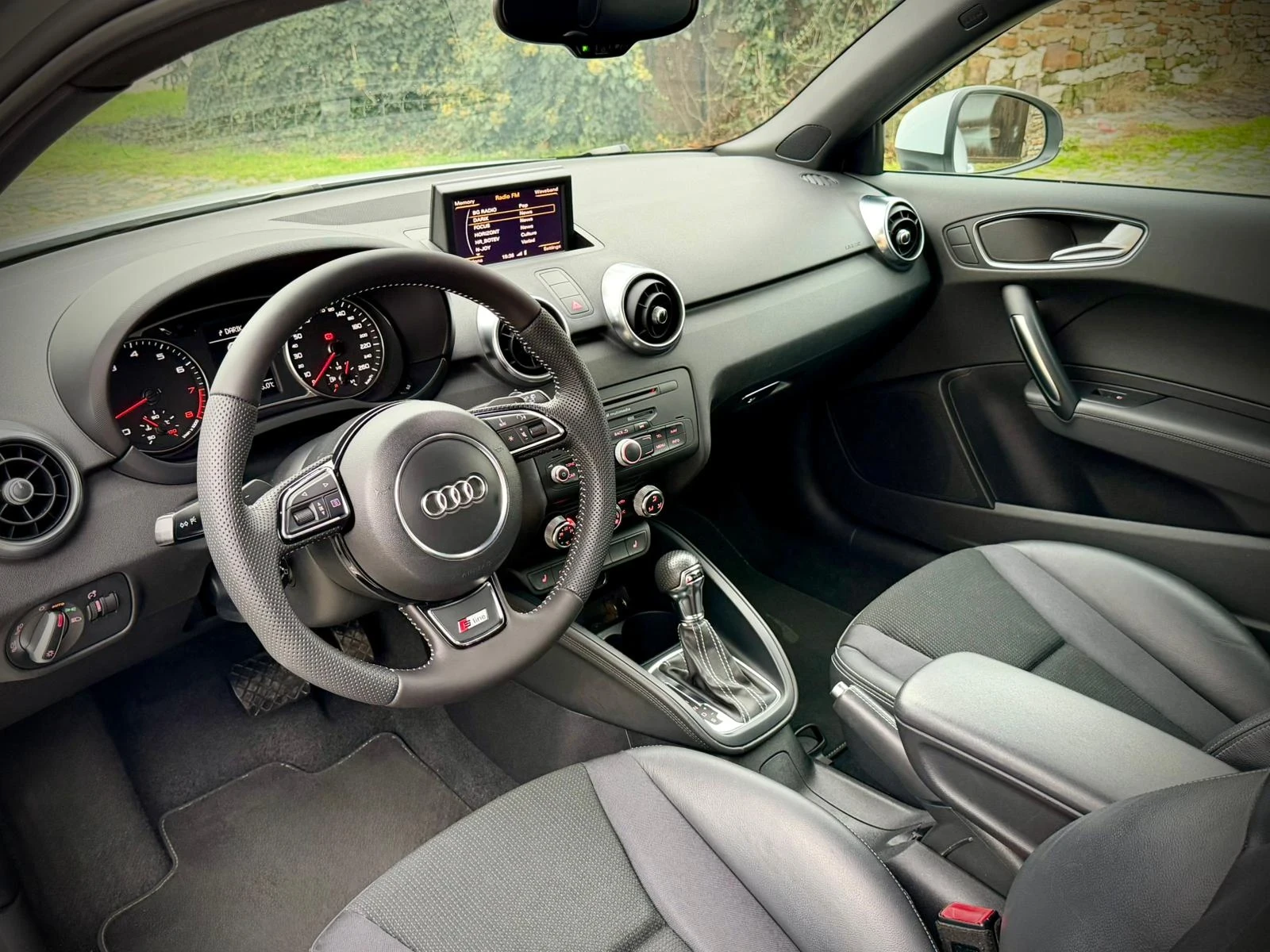 Audi A1 S LINE + ! 1.4�! 185k.c. ���������!  | Mobile.bg � ����������� 10
