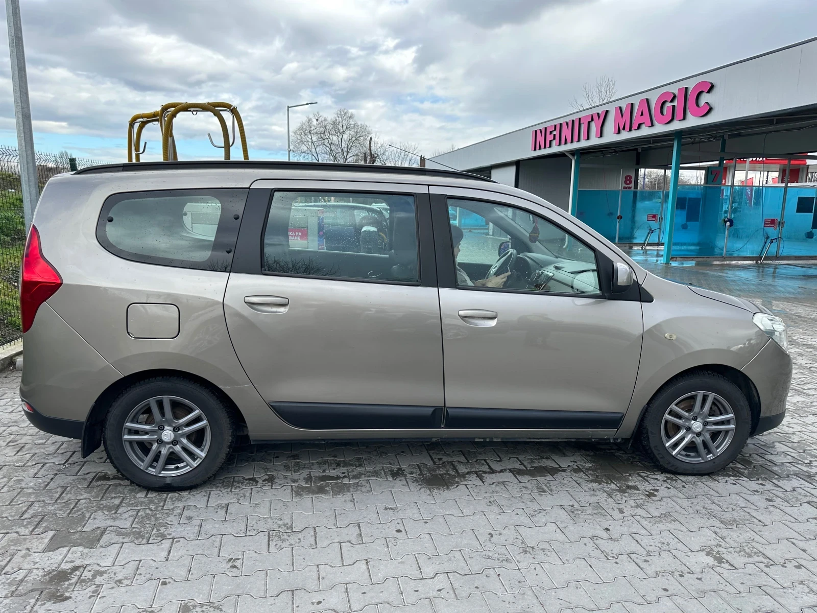 Dacia Lodgy 1.2 TCE | Mobile.bg � ����������� 16