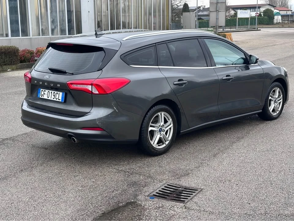 Ford Fiesta 1.5 TDCI  - изображение 5