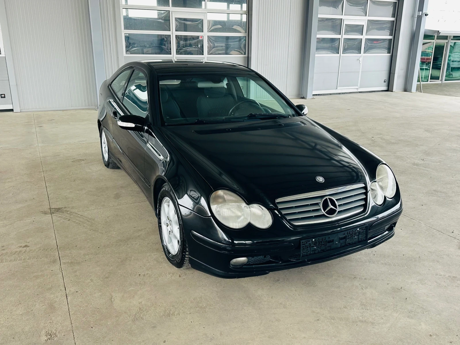 Mercedes-Benz C 220 CDI, снимка 3 - Автомобили и джипове - 53809706