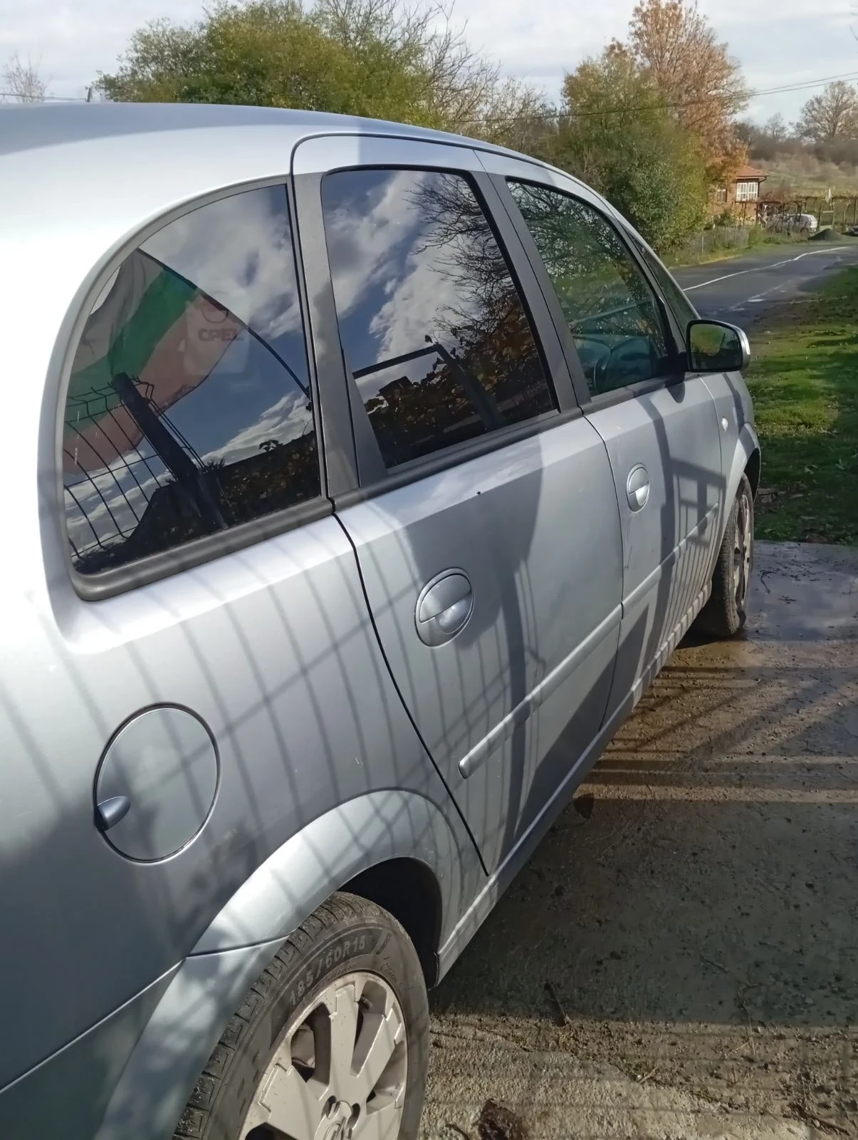 Opel Meriva, снимка 2 - Автомобили и джипове - 53963226