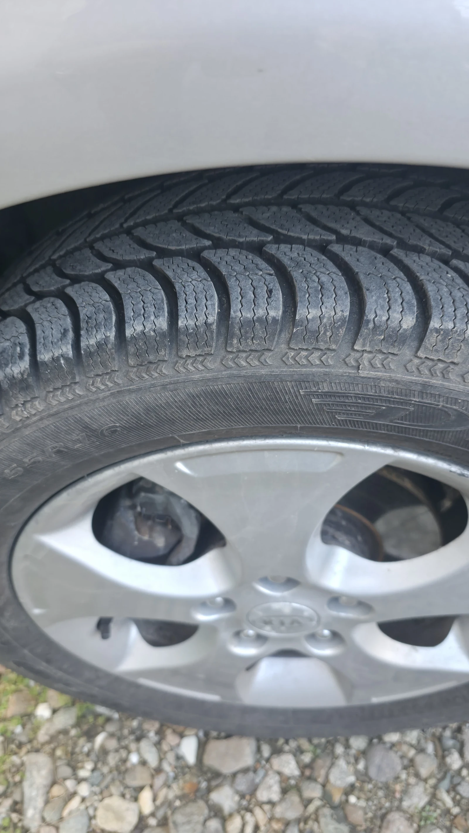 Kia Venga, снимка 9 - Автомобили и джипове - 54006079