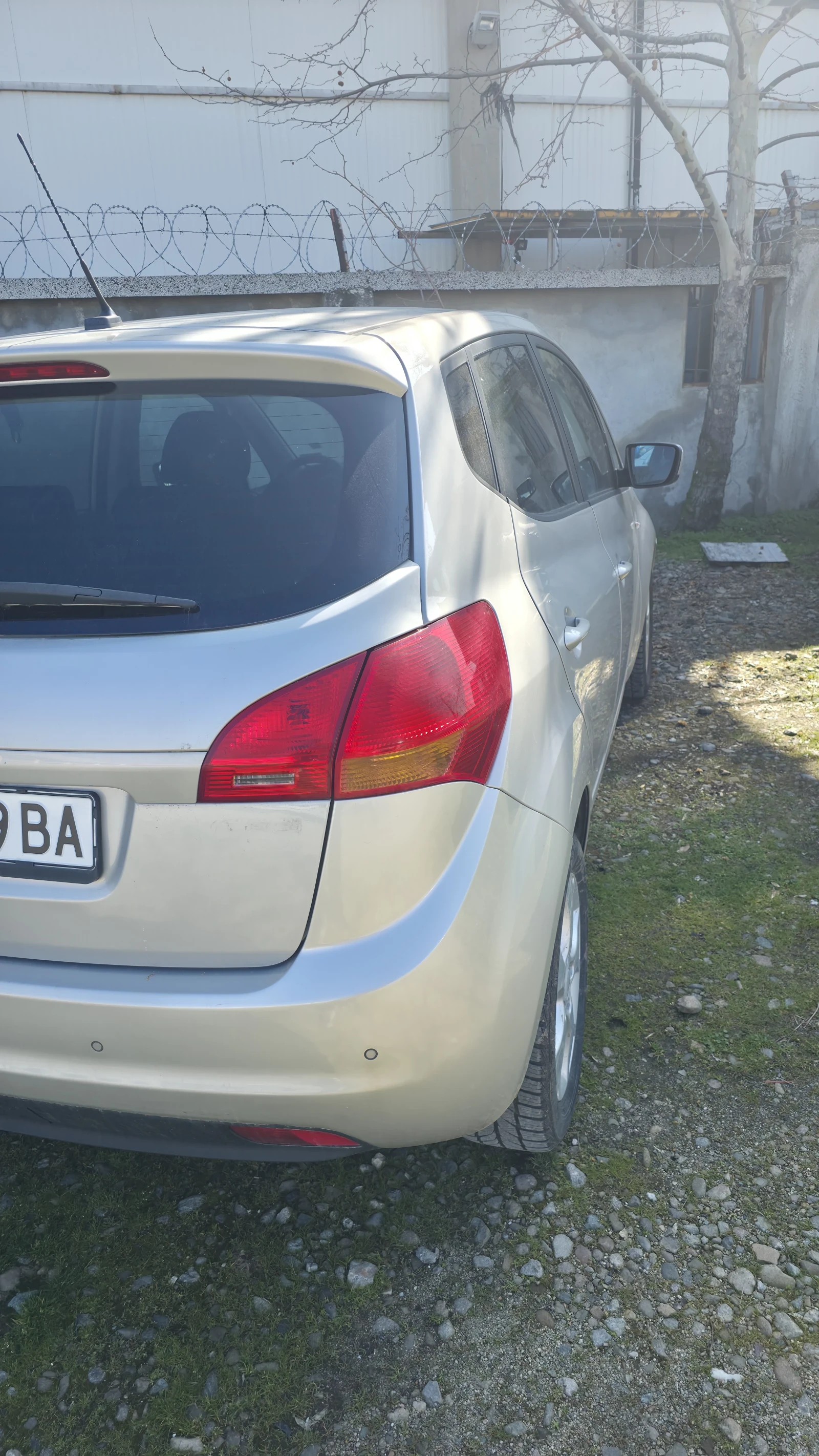 Kia Venga, снимка 6 - Автомобили и джипове - 54006079