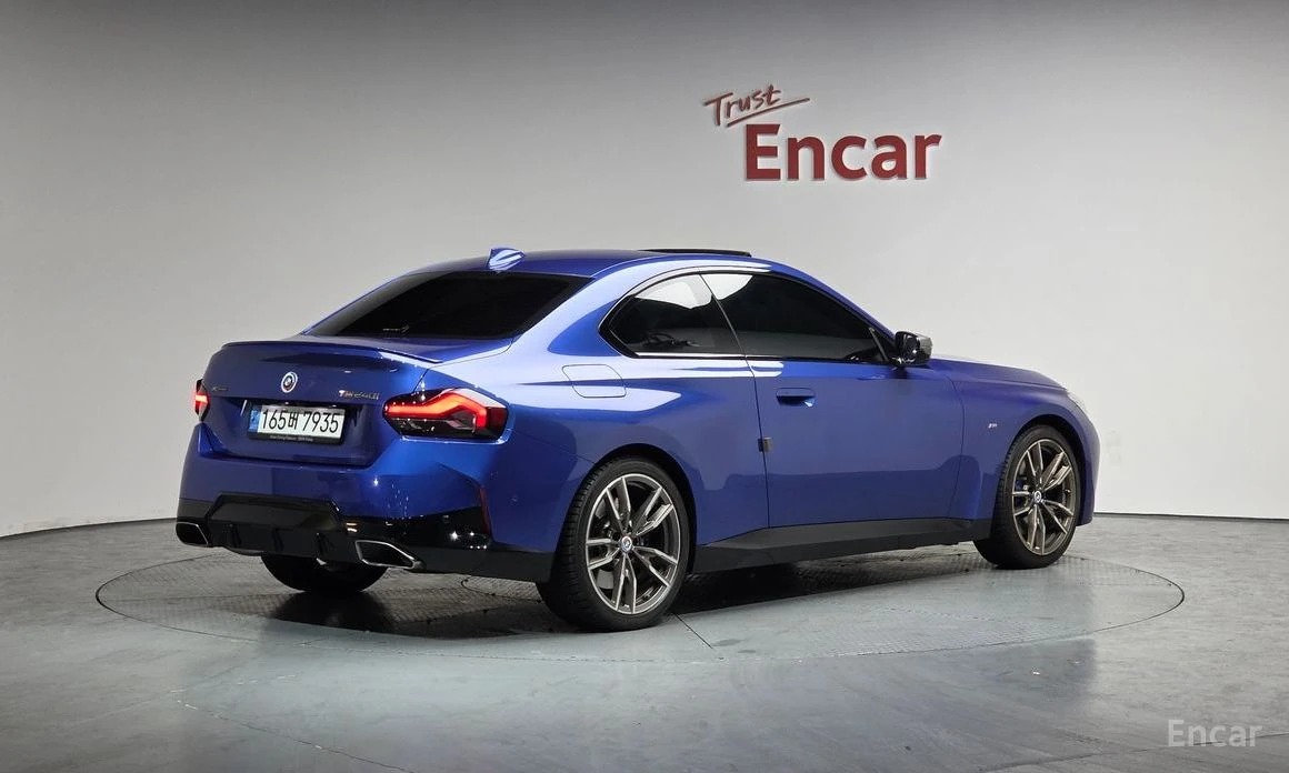 BMW 240 * xDrive* M-PERFORMANCE* ПОДГРЕВ* HEAD-UP* ШИБИДАХ, снимка 2 - Автомобили и джипове - 54113323