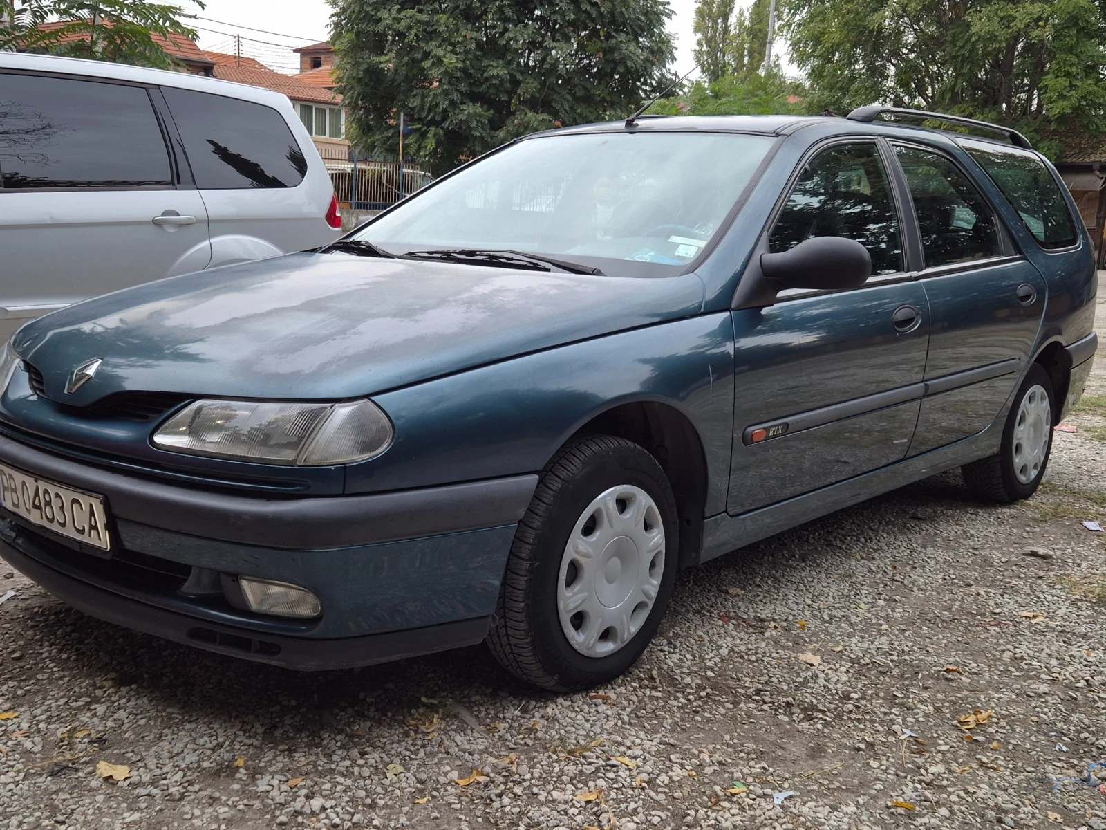 Renault Laguna 1800, снимка 2 - Автомобили и джипове - 54318032