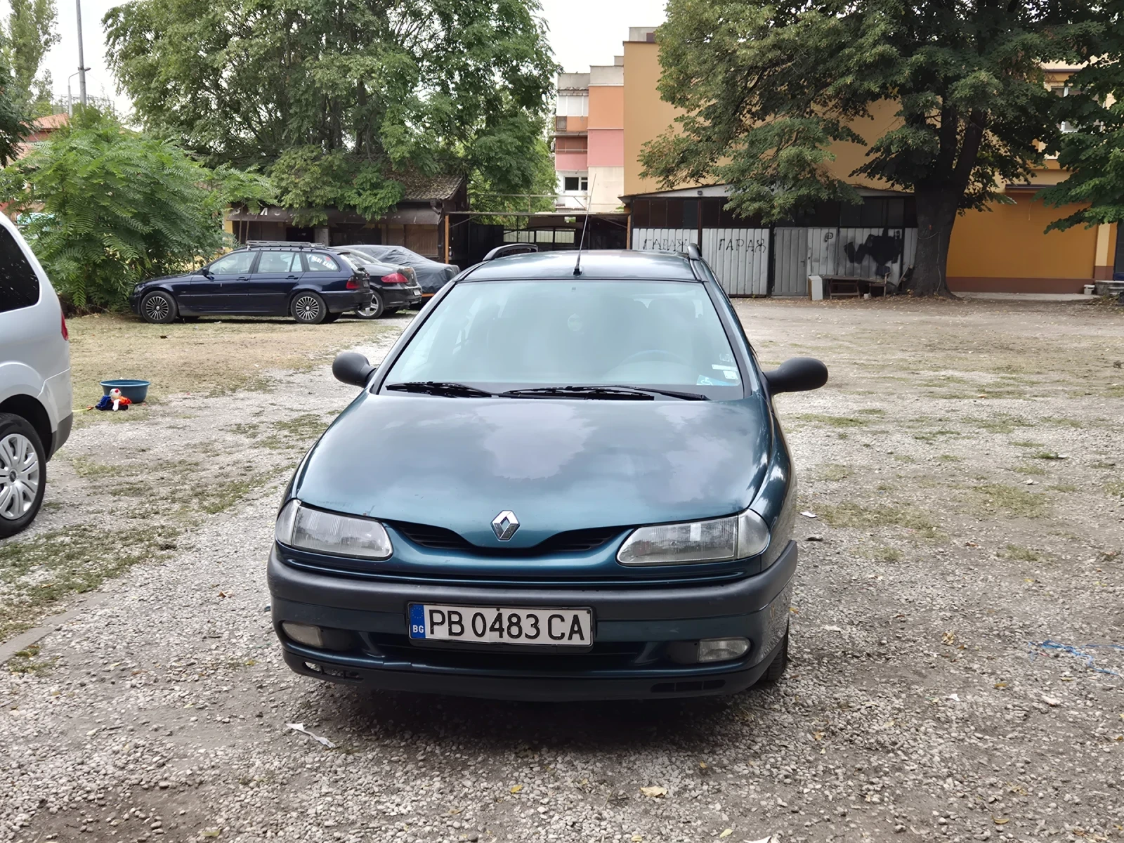 Renault Laguna 1800, снимка 3 - Автомобили и джипове - 54318032