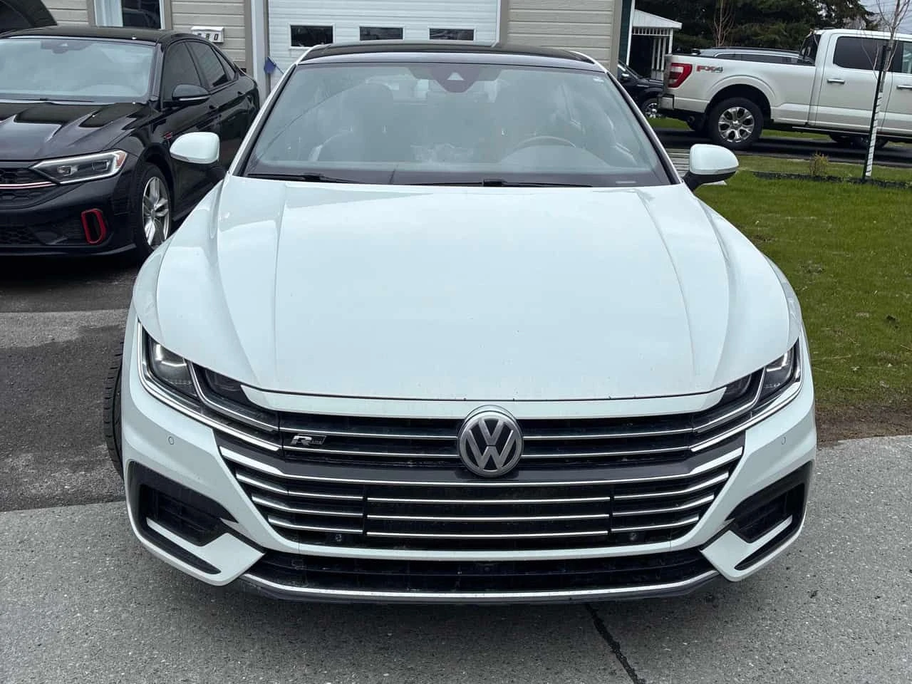 VW Arteon  Execline / dynaudio /ОБДУХВАНЕ/ ГУМИ С ДЖАНТИ , снимка 6 - Автомобили и джипове - 54379084