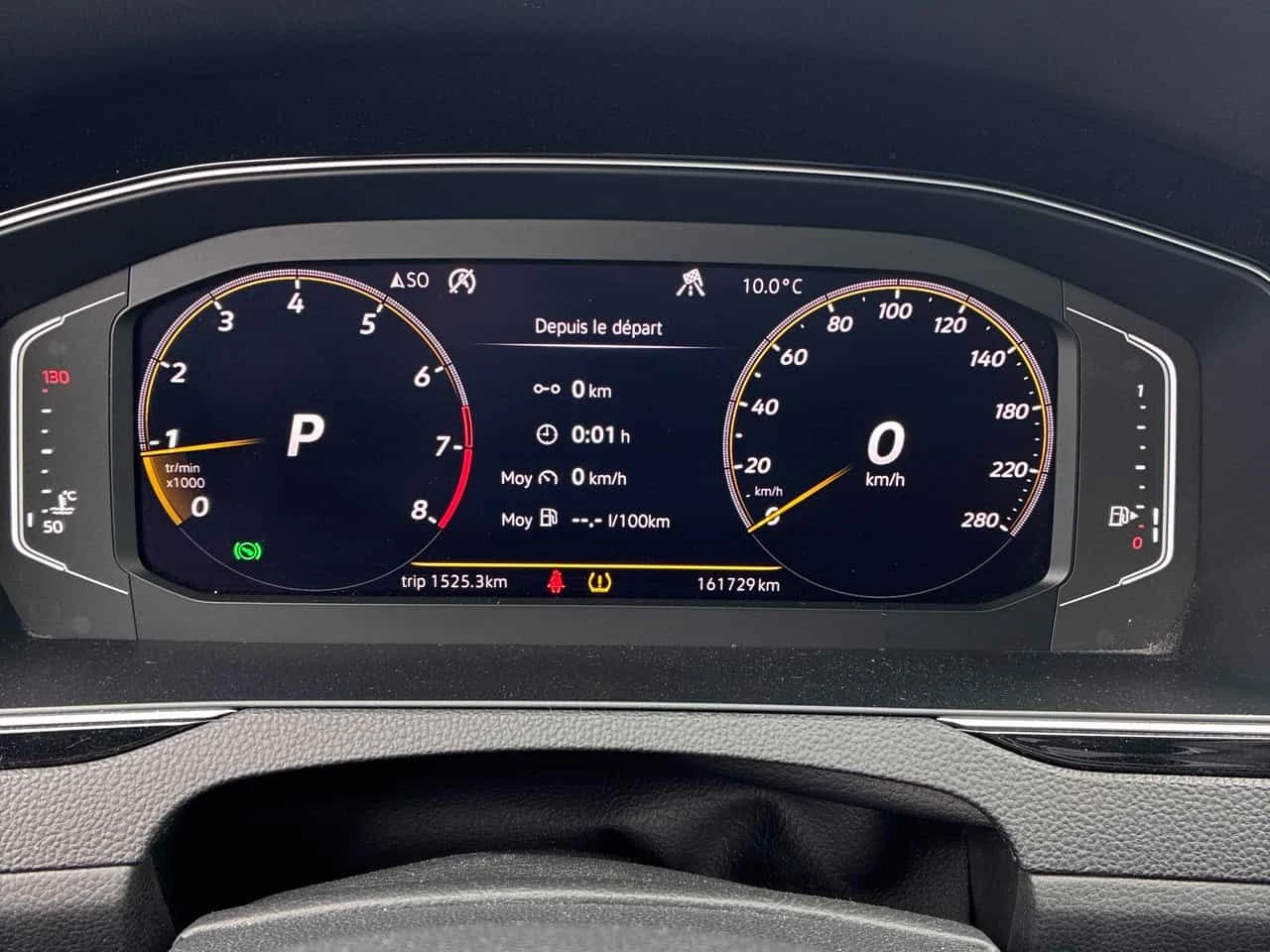 VW Arteon  Execline / dynaudio /ОБДУХВАНЕ/ ГУМИ С ДЖАНТИ , снимка 8 - Автомобили и джипове - 54379084
