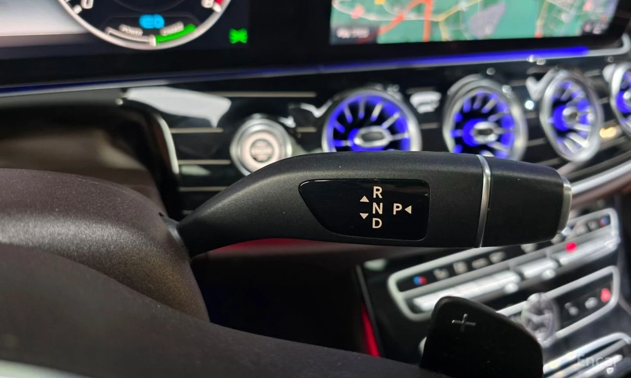 Mercedes-Benz CLS 450 4MATIC* DISTRONIC* 360CAM* BLIND-SPOT* BURMESTER* , снимка 11 - Автомобили и джипове - 54403120