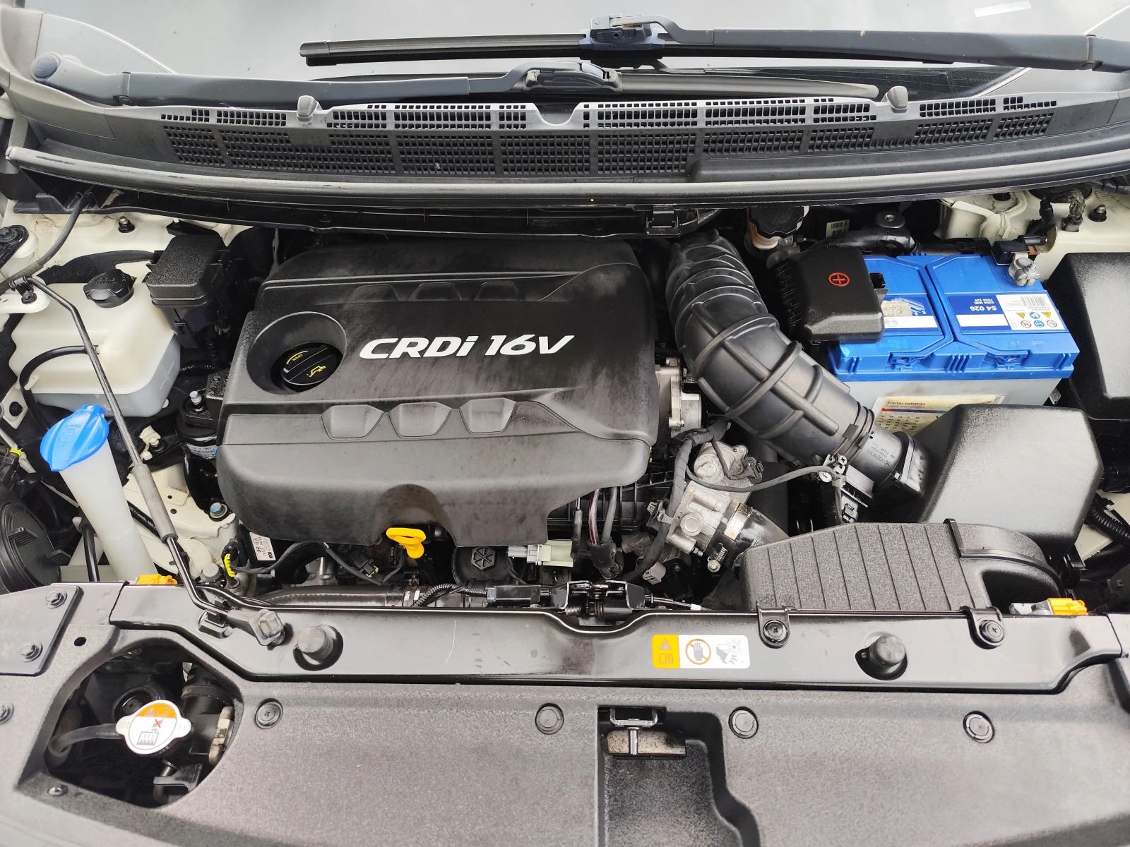 Kia Carens 1.7CRDi* EURO5B* LED* KLIMA* , снимка 14 - Автомобили и джипове - 55013253