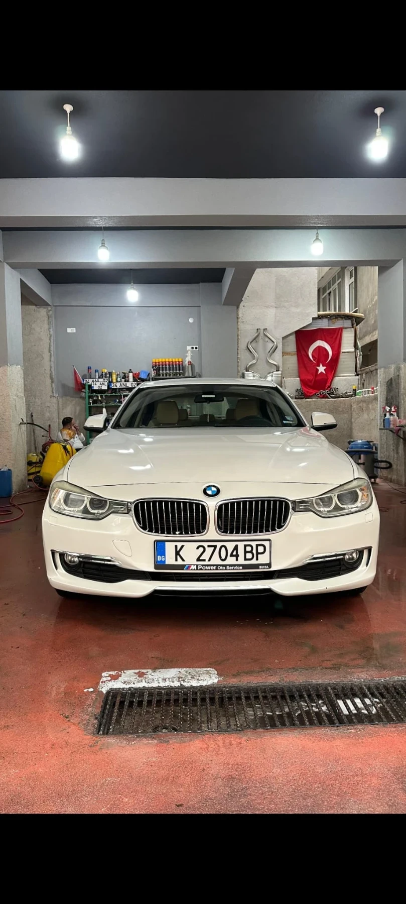 BMW 320 Реални километри 2.0, снимка 2 - Автомобили и джипове - 55196343