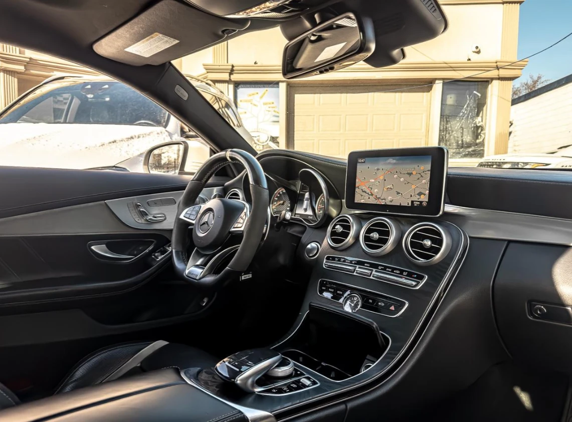 Mercedes-Benz C 63 AMG V8, снимка 14 - Автомобили и джипове - 55260744