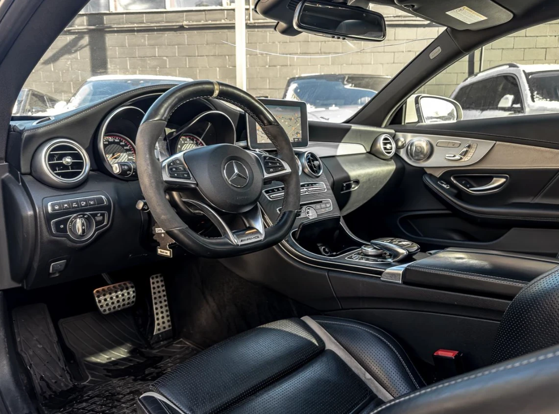 Mercedes-Benz C 63 AMG V8, снимка 9 - Автомобили и джипове - 55260744