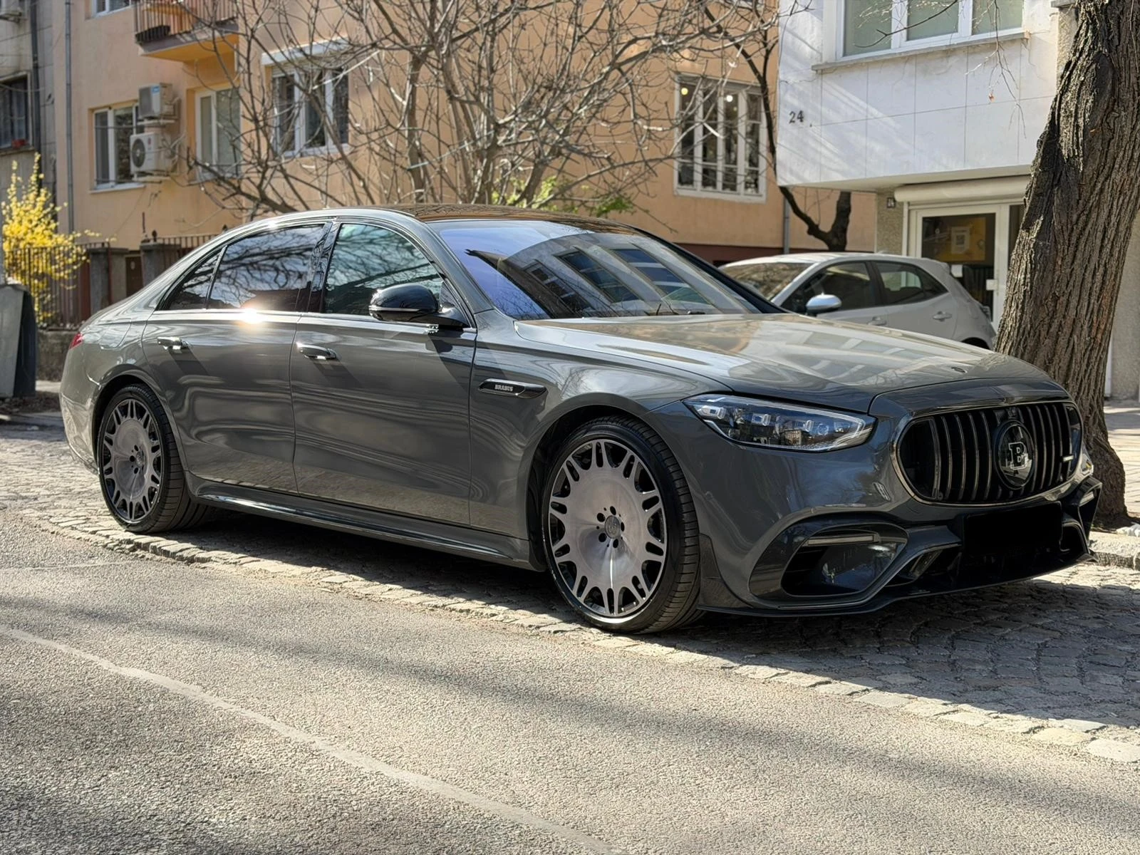 Mercedes-Benz S 63 AMG BRABUS 930 4MATIC, снимка 8 - Автомобили и джипове - 55429857