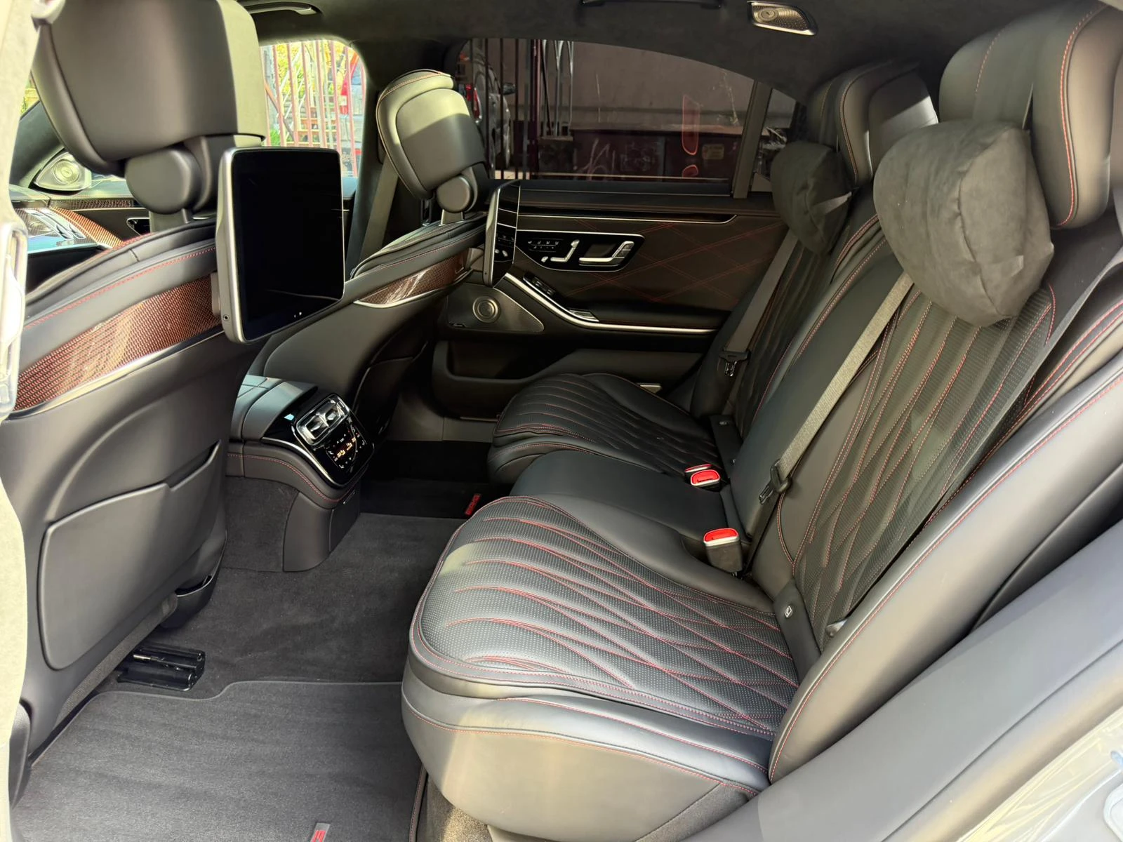 Mercedes-Benz S 63 AMG BRABUS 930 4MATIC, снимка 17 - Автомобили и джипове - 55429857
