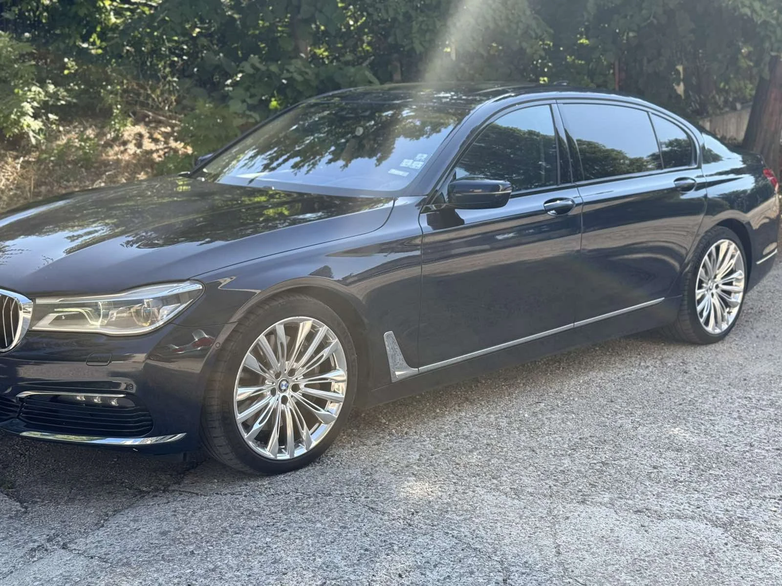 BMW 750 LI, снимка 4 - Автомобили и джипове - 55441107