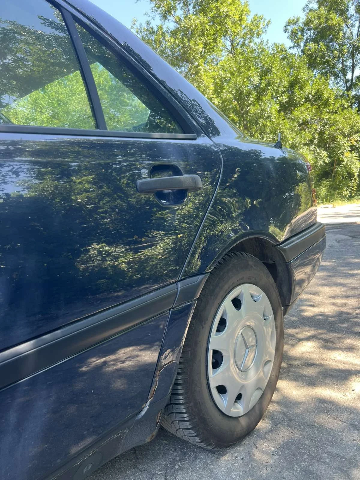 Mercedes-Benz C 220, снимка 6 - Автомобили и джипове - 55509456