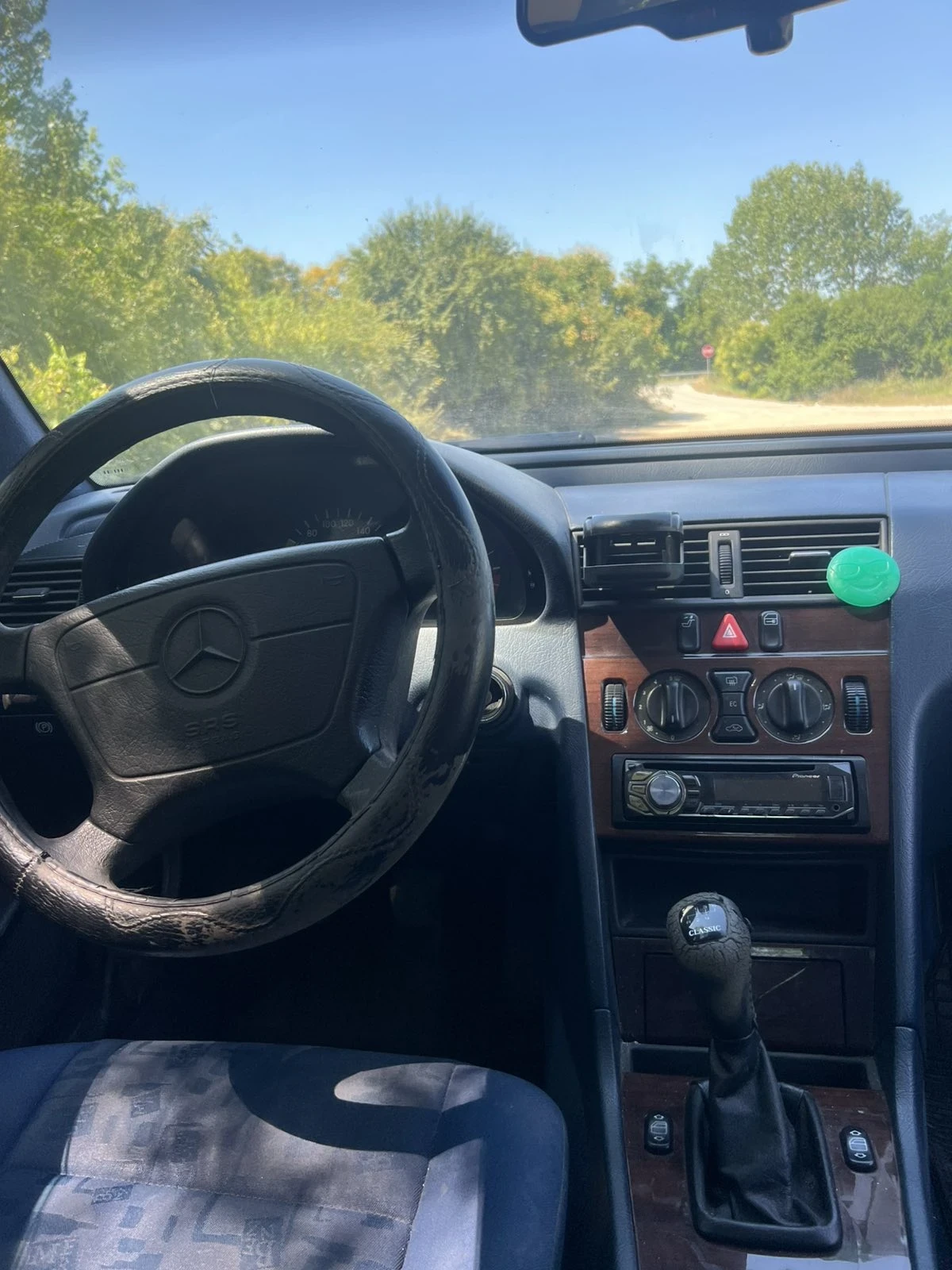Mercedes-Benz C 220, снимка 7 - Автомобили и джипове - 55509456