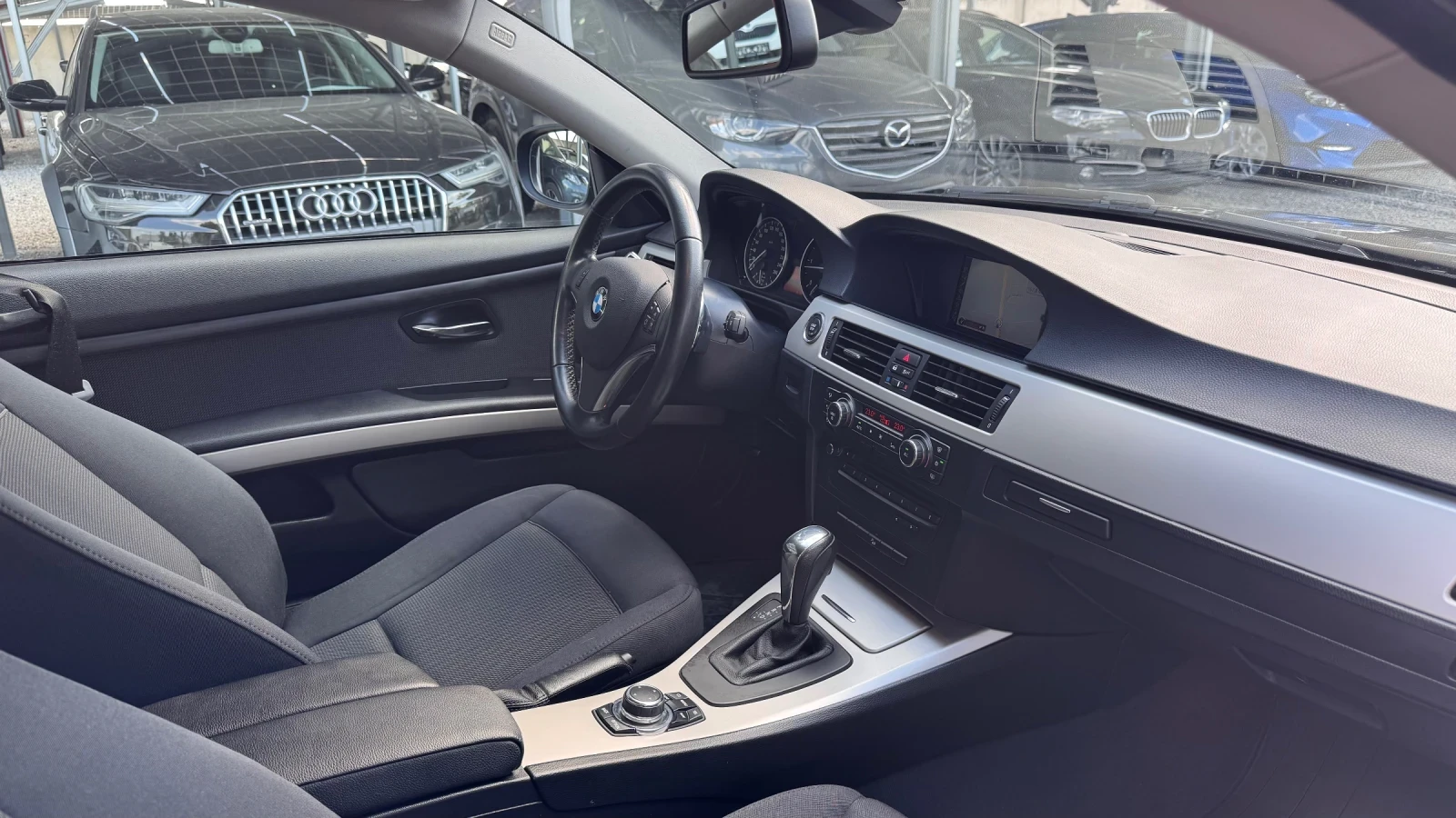 BMW 320 xd 184кс * KEYLESS* NAVI* Allblack* , снимка 10 - Автомобили и джипове - 55560256