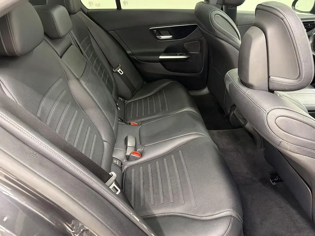 Mercedes-Benz C 300, снимка 13 - Автомобили и джипове - 55566071